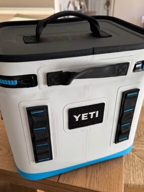 Yeti Hopper Flip 12 Soft Cooler NEW WITH TAGS